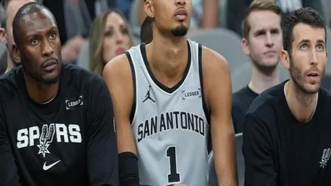 李斯特城迎来云尼斯达莱执教，携手华迪共创辉煌